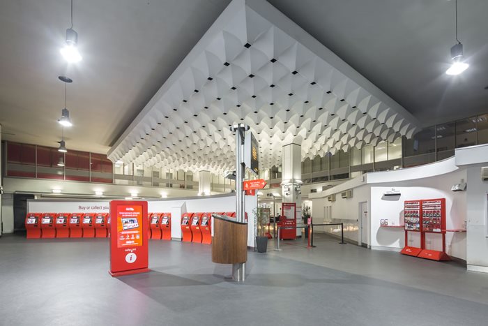 Euston-Station-Altro-Transflor-Tungsten-03